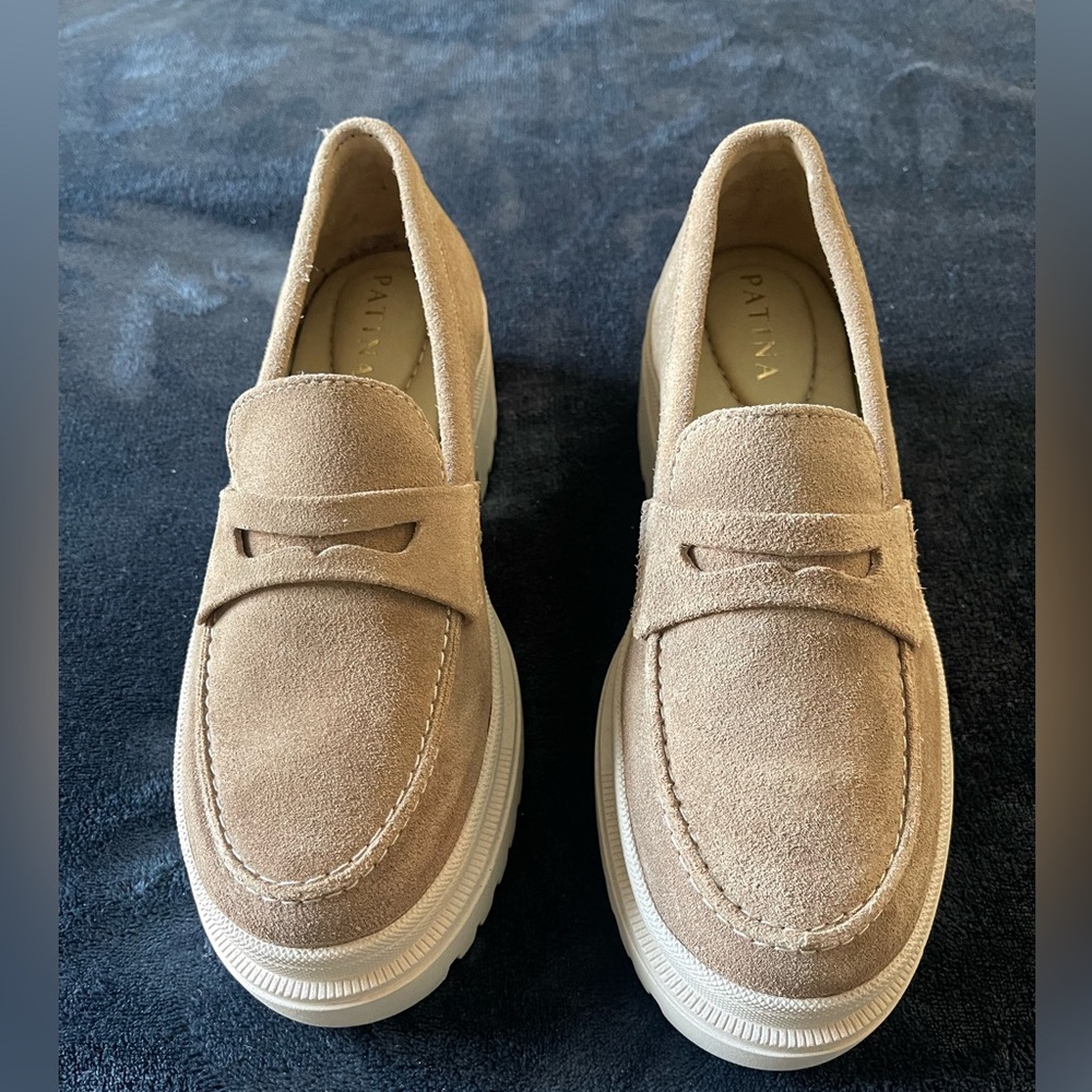 Portland Leather/Patina Zoe Chunky Loafers in Taupe Suede Size 7